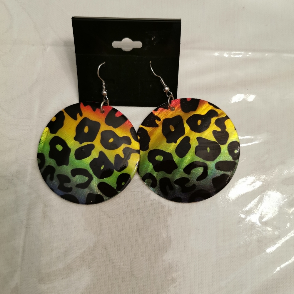 Multi Colored Leopard Print Shell Pierced Earrings